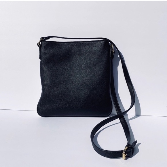 Black & White Crossbody with gold hardware. - Picture 2 of 4